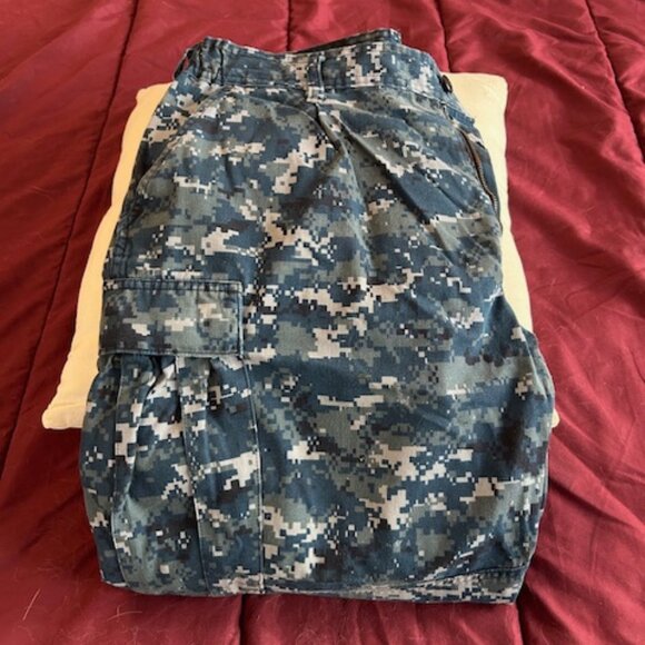 Blue Camo Cargo Pants - Picture 2 of 6